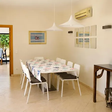 Linda Oura 4br 10 New For Rent! Vakantiehuis Albufeira