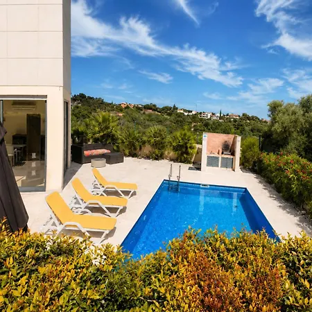 Vakantiehuis Linda Oura 4br 10 New For Rent!