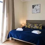 Linda Oura 4br 10 New For Rent! Holiday home