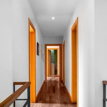 Linda Oura 4br 10 New For Rent! * אלבופיירה
