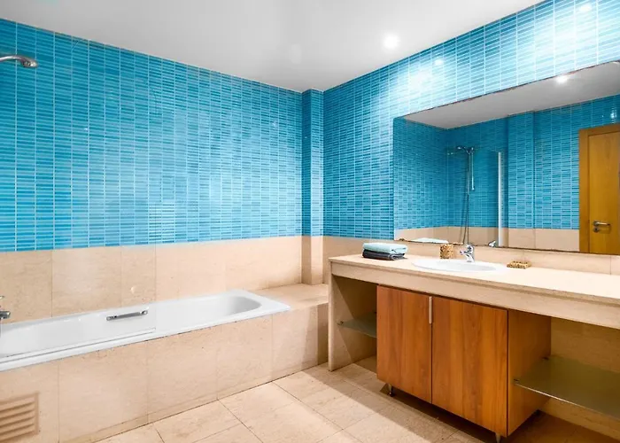 Linda Oura 4br 10 New For Rent! * Albufeira