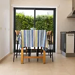 Linda Oura 4br 10 New For Rent!