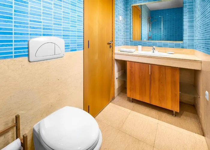 Дом отдыха Linda Oura 4br 10 New For Rent! *